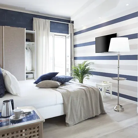 Atlantic Riviera Mare מלון 4*