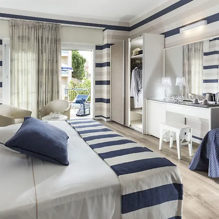 Atlantic Riviera Mare מלון