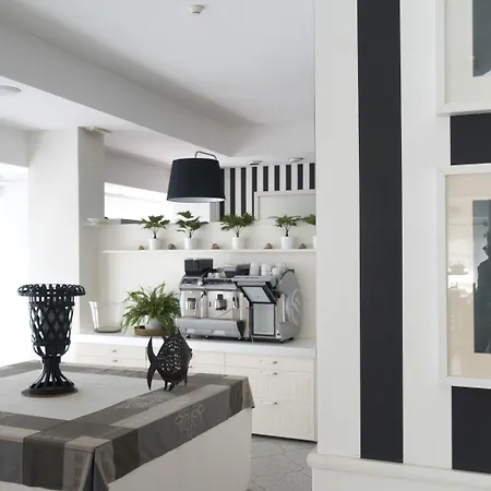 Atlantic Riviera Mare מלון מיסאנו אדריאטיקו