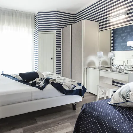 ホテル Atlantic Riviera Mare 4*